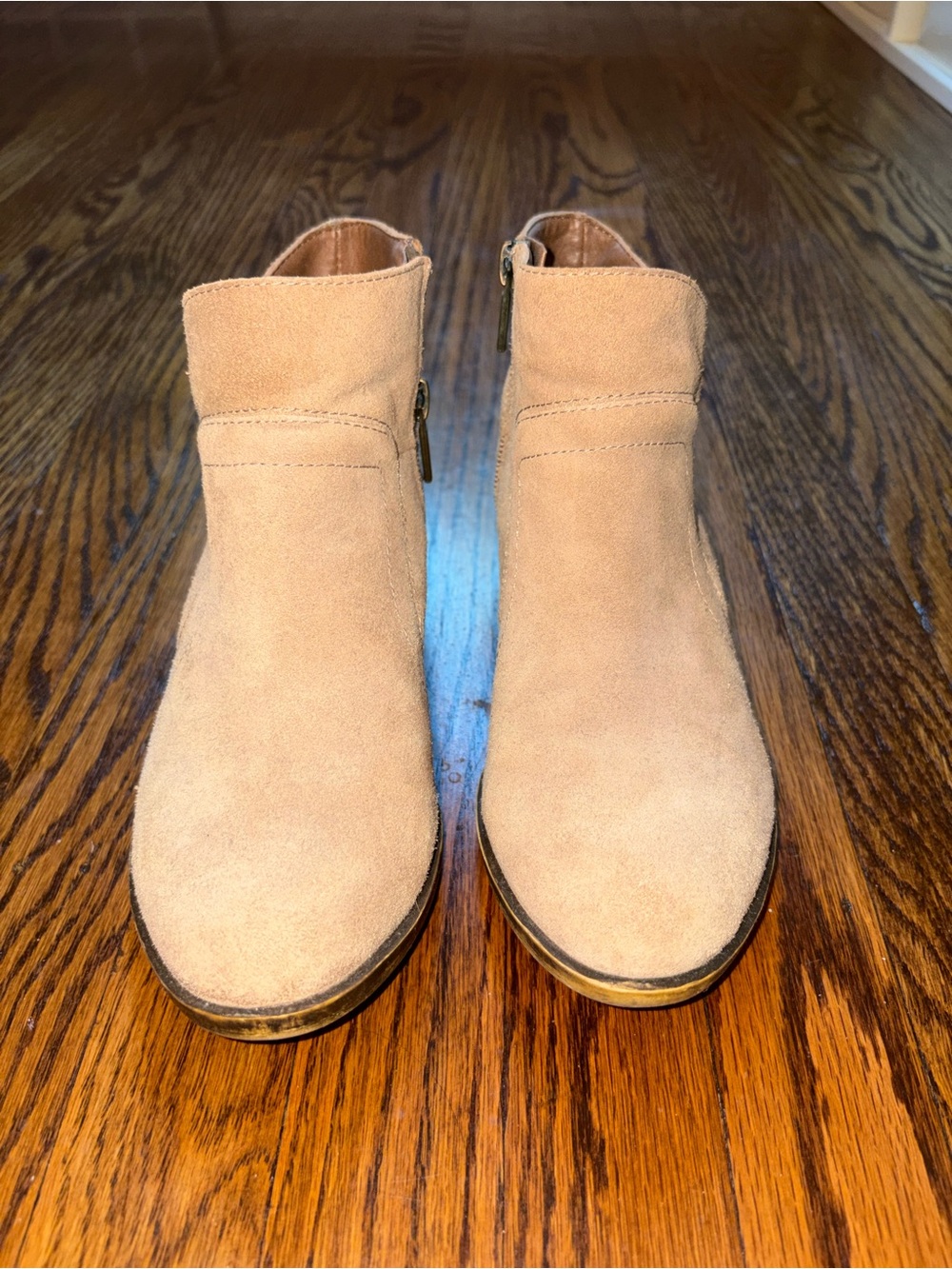 Lucky Brand Suede Beige Ankle Boots in Taupe